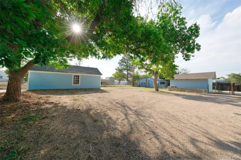 485 N 5th Street Bennett CO 80102