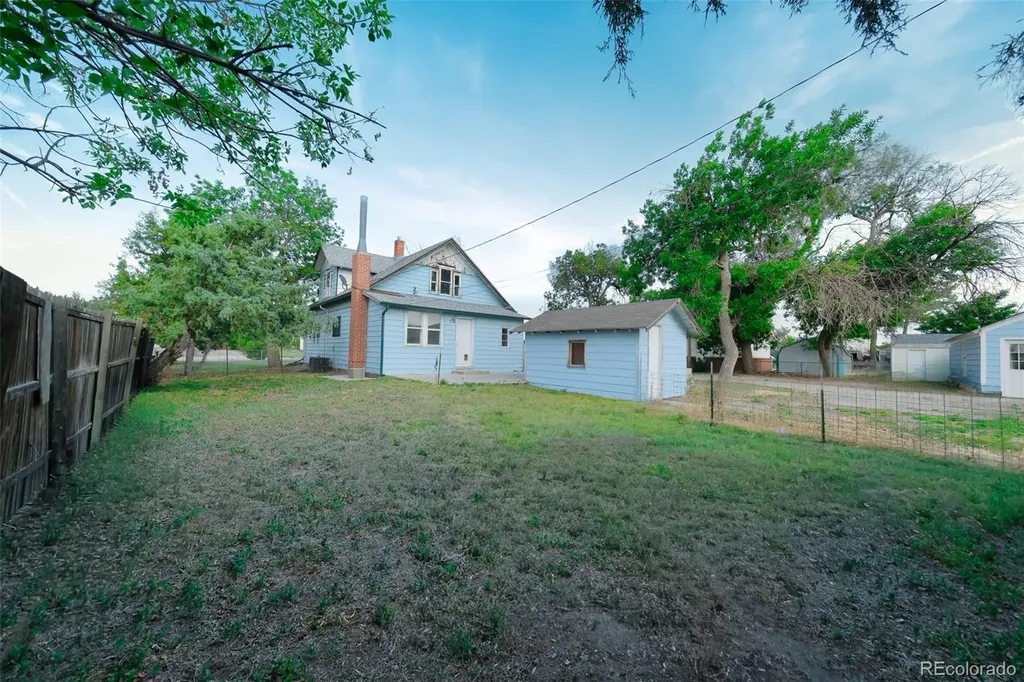 485 N 5th Street Bennett CO 80102