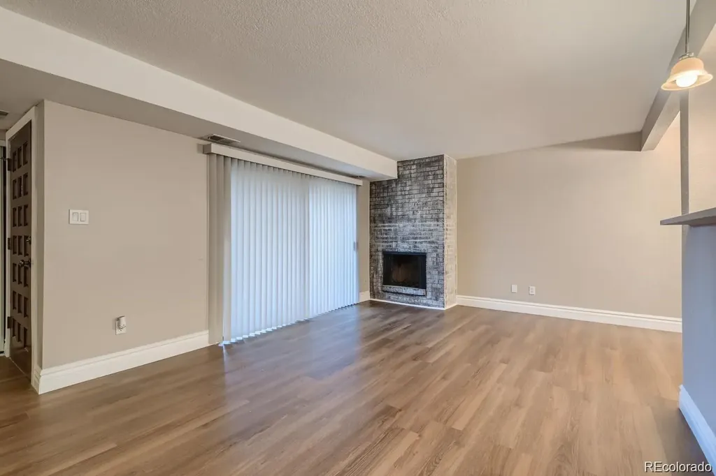 7995 E Mississippi Avenue Denver CO 80247