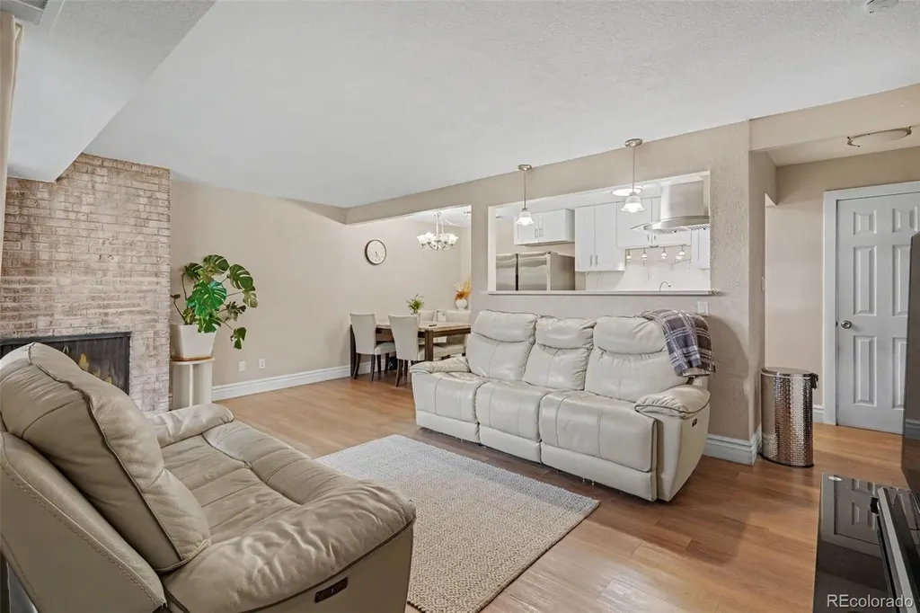 7995 E Mississippi Avenue Denver CO 80247