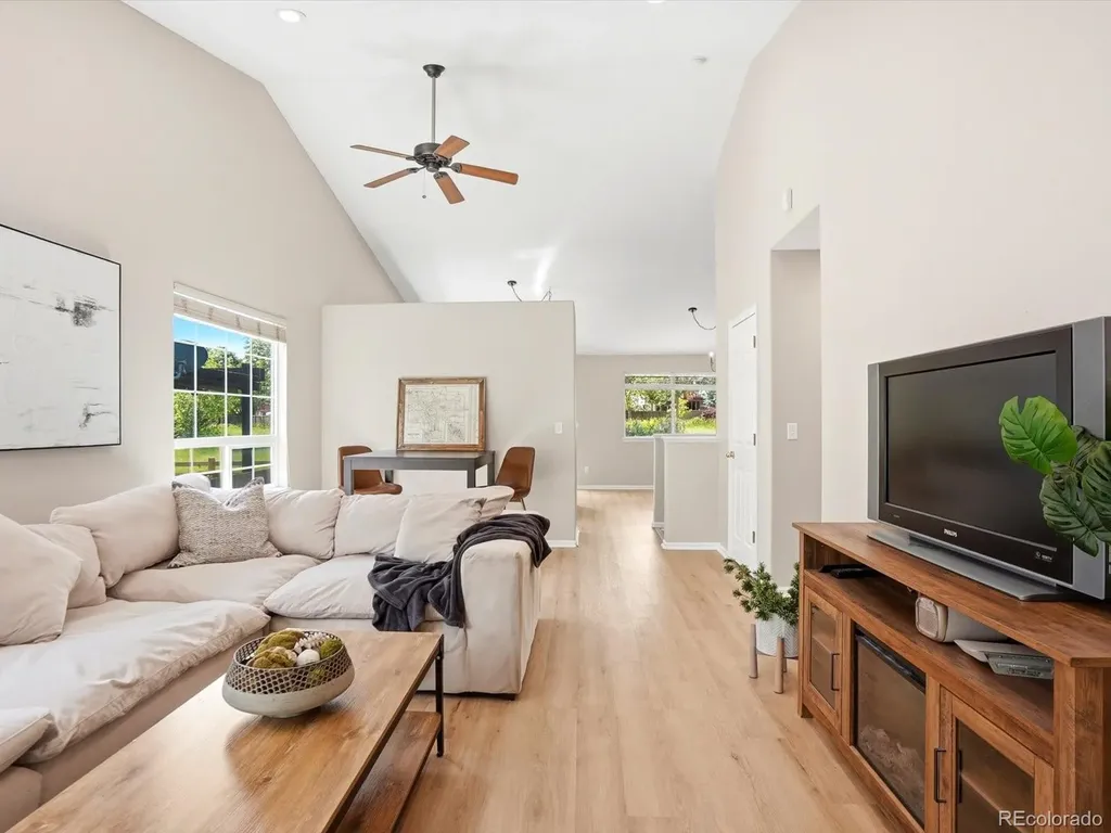 6054 W Prentice Avenue Littleton CO 80123