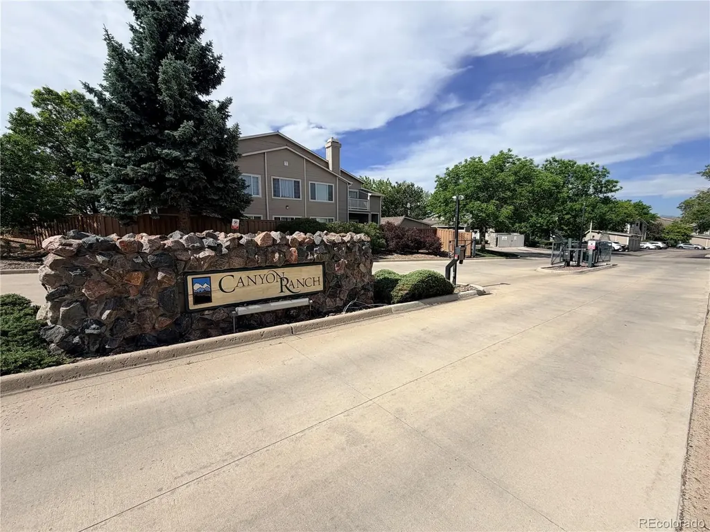 8485 Pebble Creek Way Highlands Ranch CO 80126