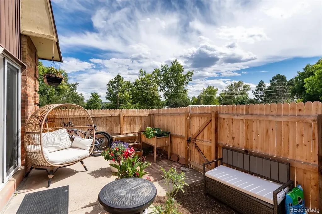 5859 S Lowell Boulevard Littleton CO 80123