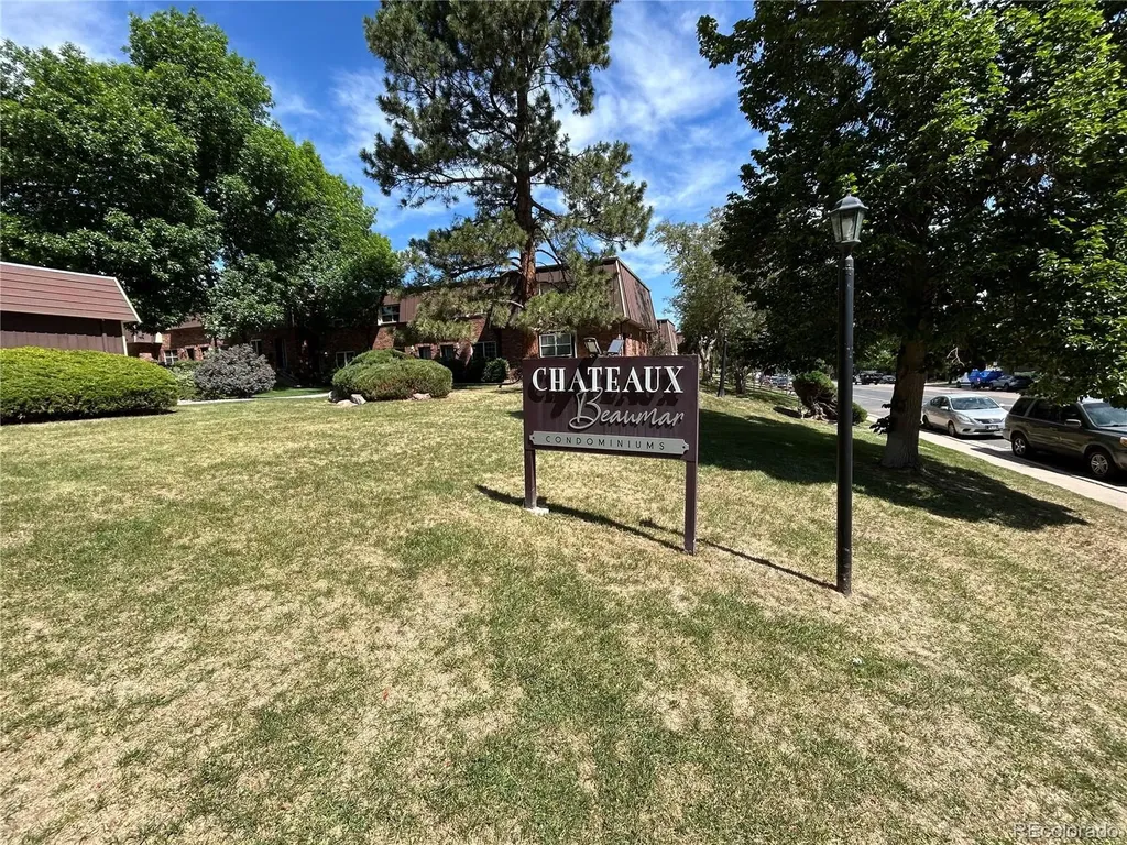 5859 S Lowell Boulevard Littleton CO 80123