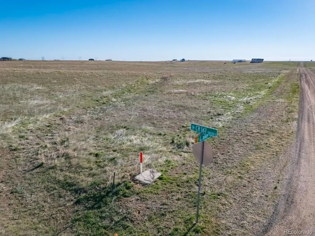 58701 E Lake Place Strasburg CO 80136