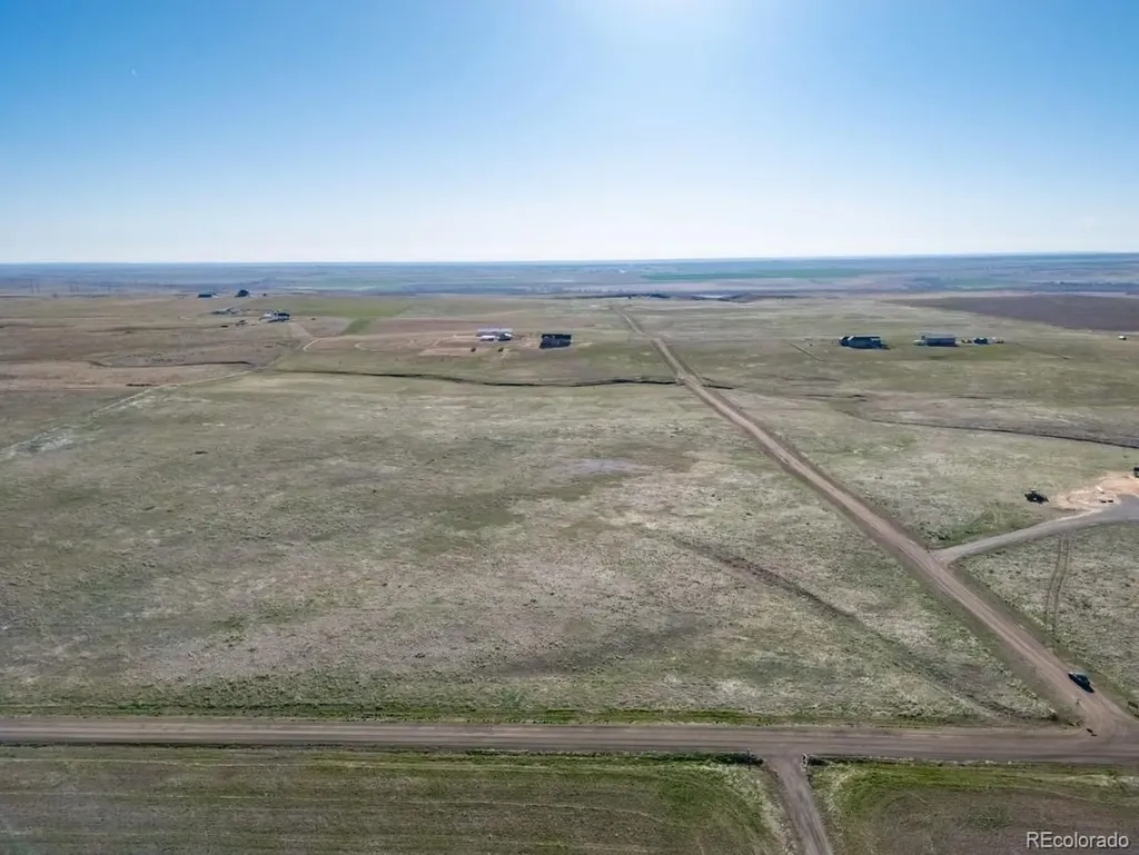 58701 E Lake Place Strasburg CO 80136