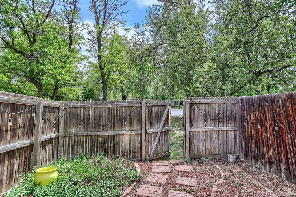 1160 Poplar Avenue Boulder CO 80304