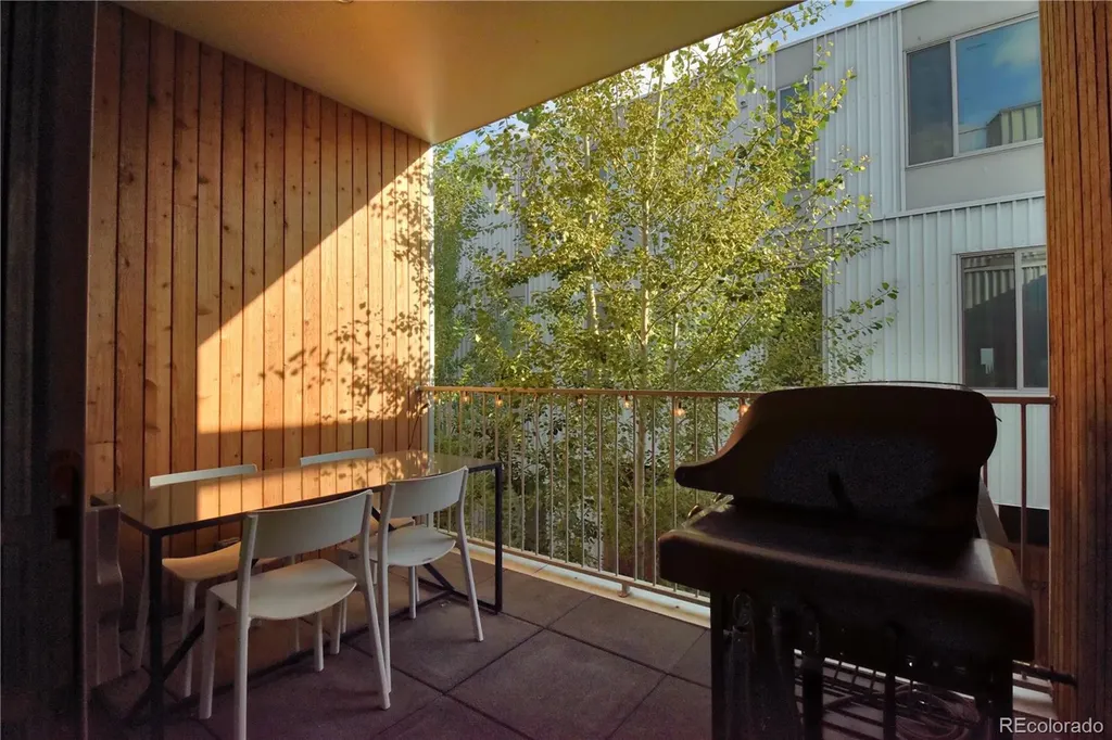 2026 W 33rd Avenue Denver CO 80211