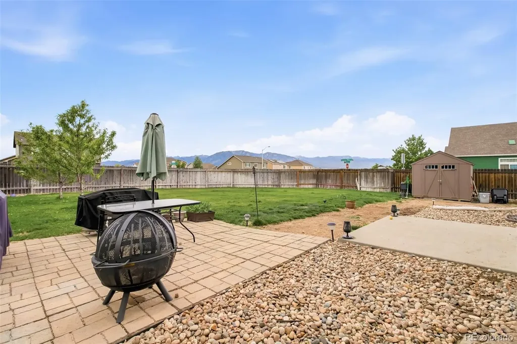6005 San Mateo Drive Colorado Springs CO 80911
