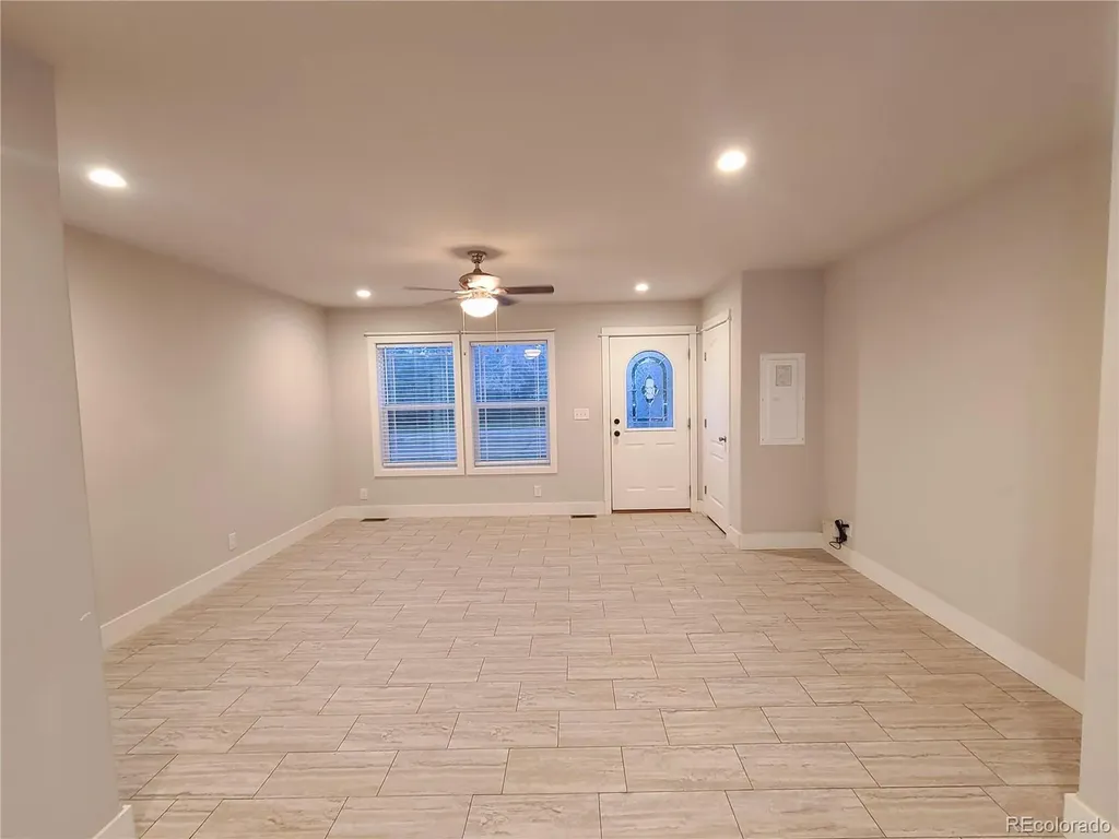 8 E 8th Street Flagler CO 80815