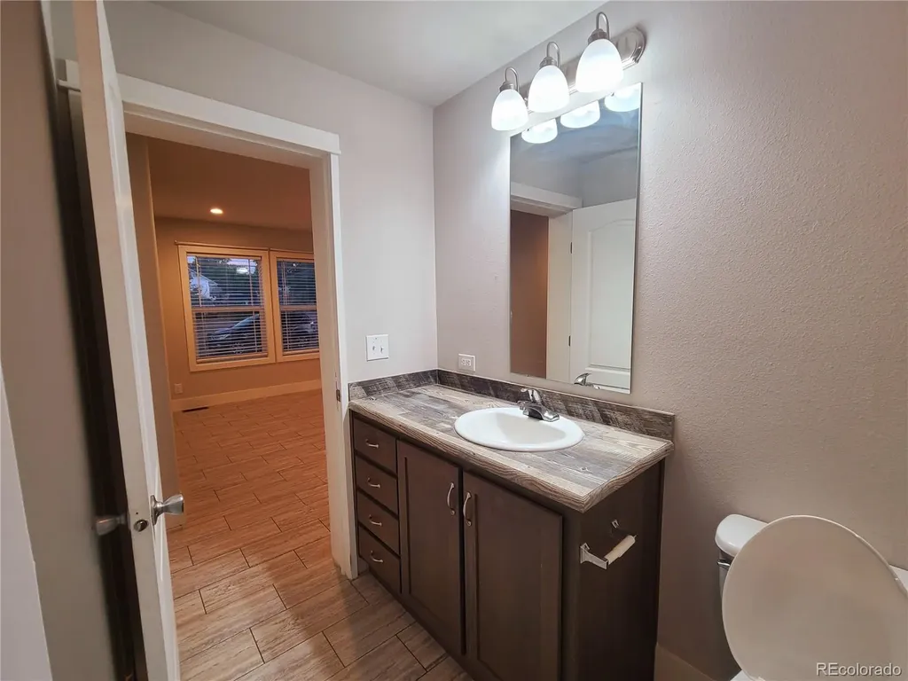 8 E 8th Street Flagler CO 80815