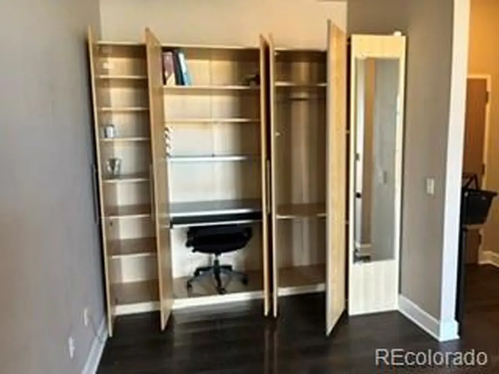 5677 S Park Place Englewood CO 80111