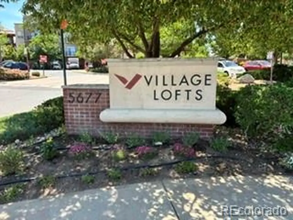 5677 S Park Place Englewood CO 80111