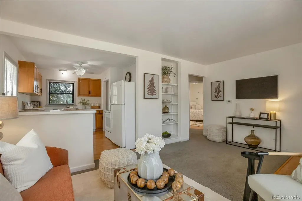 22 Bryant Way Denver CO 80219