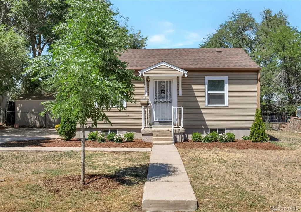 22 Bryant Way Denver CO 80219