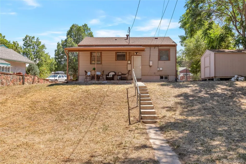 22 Bryant Way Denver CO 80219