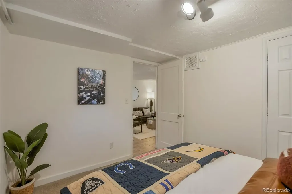 22 Bryant Way Denver CO 80219