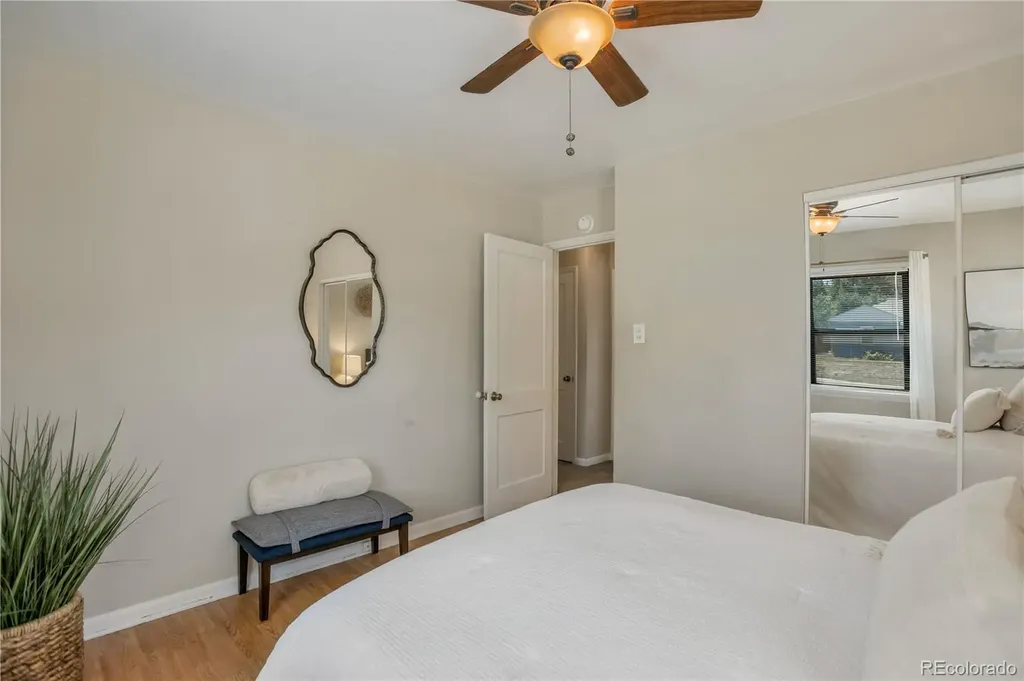 22 Bryant Way Denver CO 80219