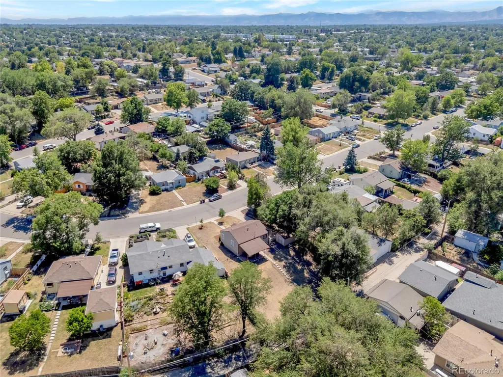 22 Bryant Way Denver CO 80219