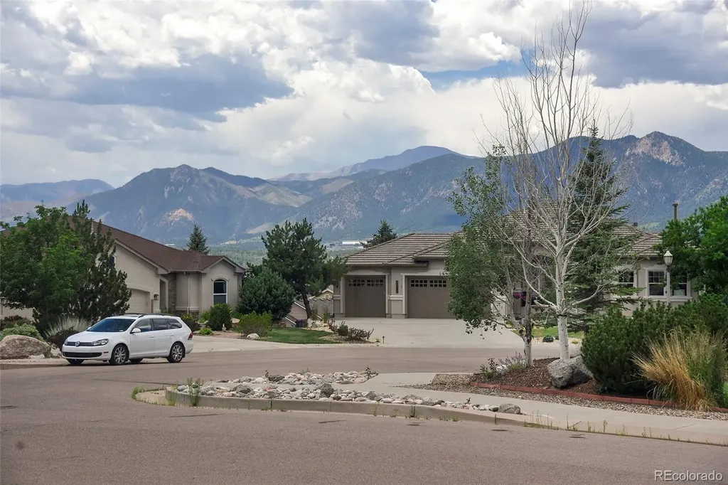 15859 Bridle Ridge Drive Monument CO 80132
