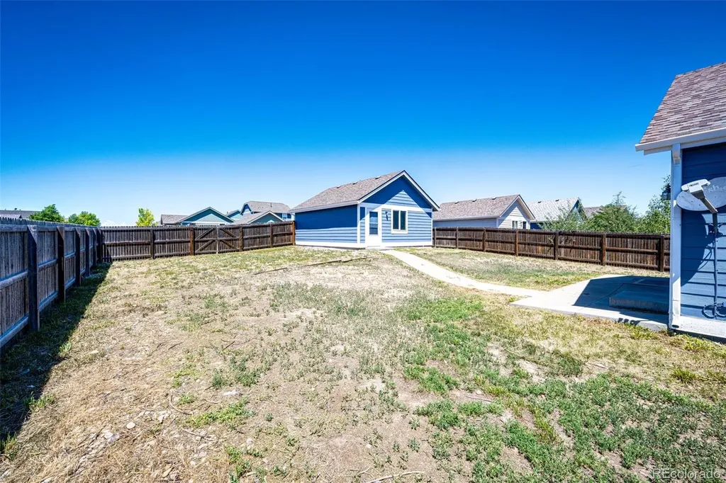 2703 Rose Hill Street Strasburg CO 80136