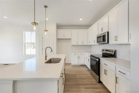 1661 S Gold Bug Way Aurora CO 80018