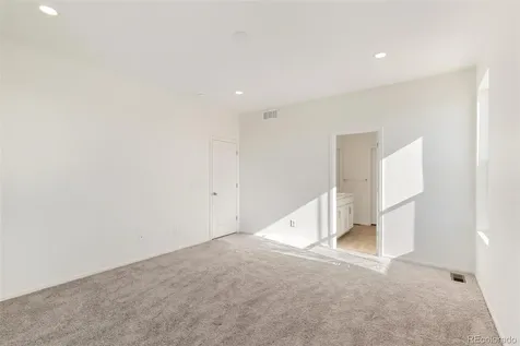 1661 S Gold Bug Way Aurora CO 80018