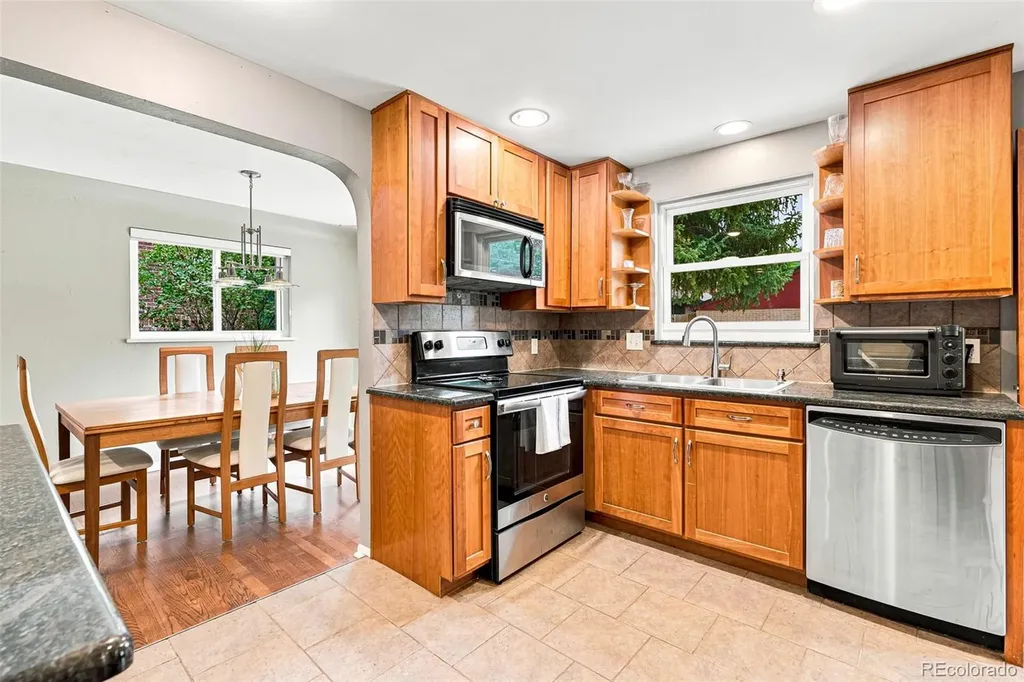 632 Ogden Street Denver CO 80218