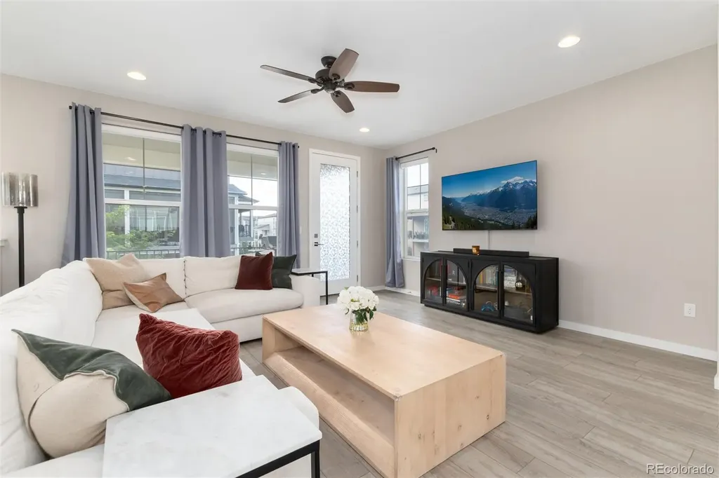 8945 Ramblestone Street Highlands Ranch CO 80129