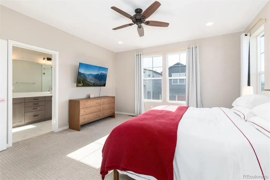 8945 Ramblestone Street Highlands Ranch CO 80129