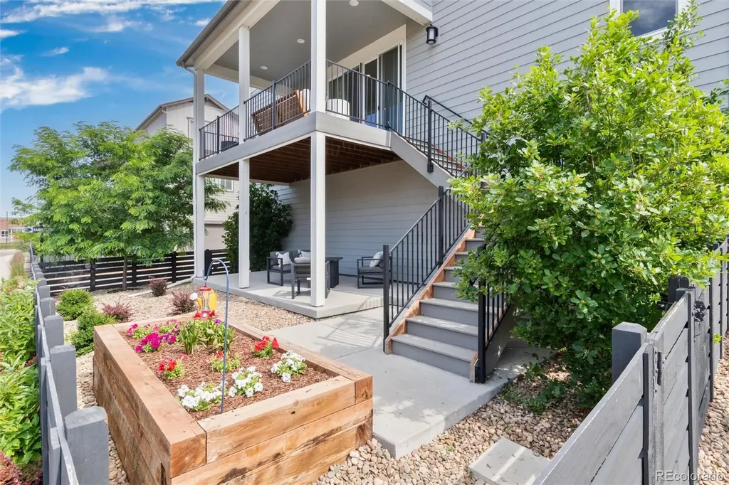 8945 Ramblestone Street Highlands Ranch CO 80129