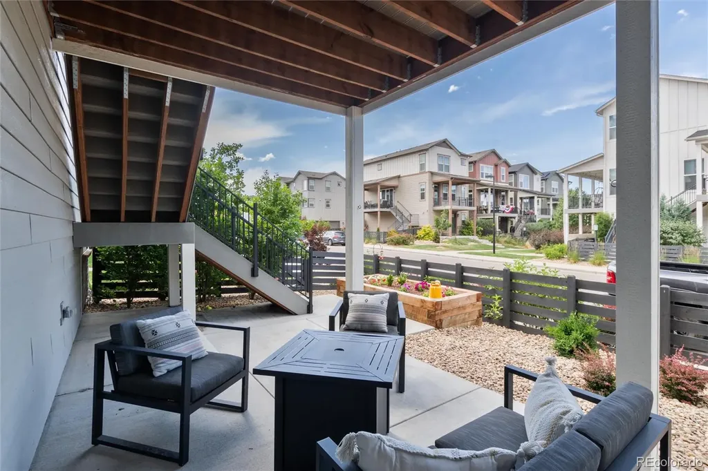 8945 Ramblestone Street Highlands Ranch CO 80129