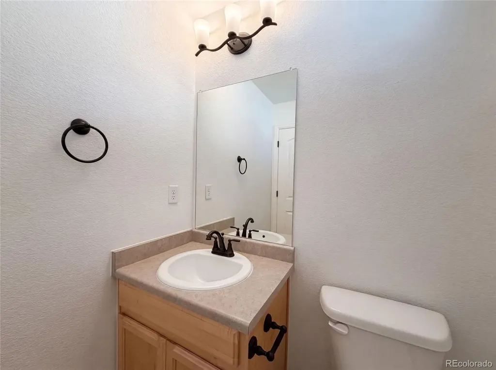 1726 Thrive Drive Windsor CO 80550