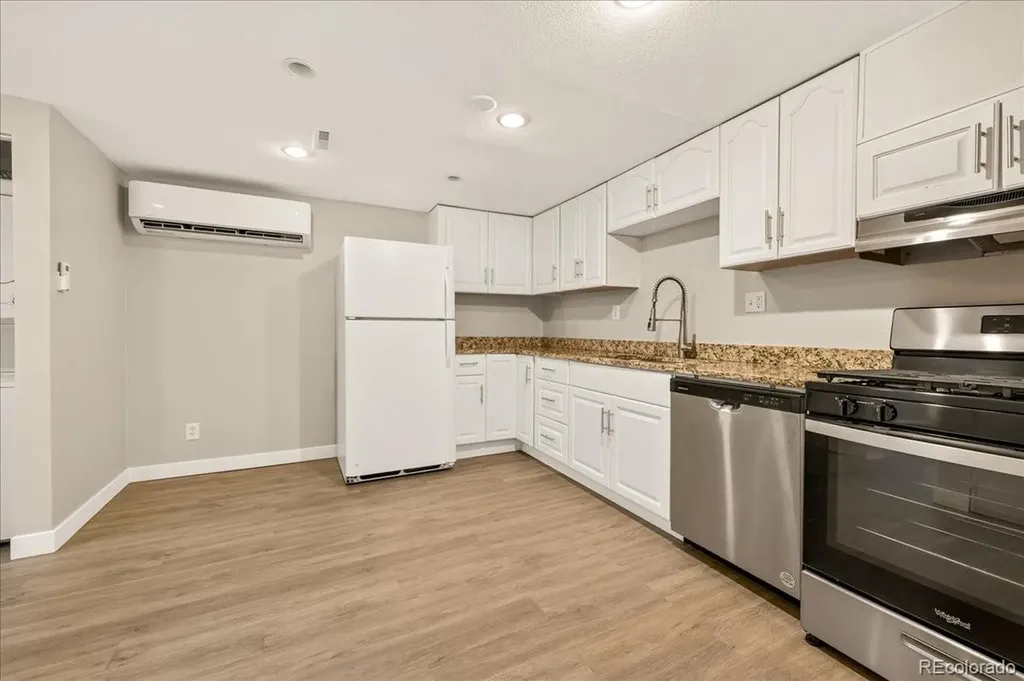 1736 King Denver CO 80211