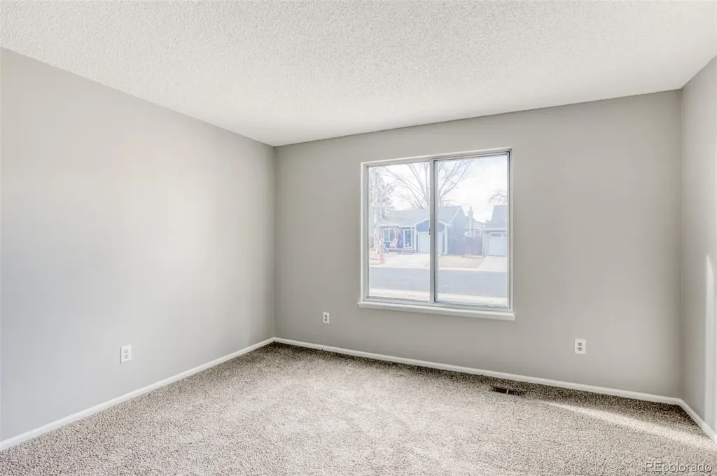 1912 Rice Street Longmont CO 80501