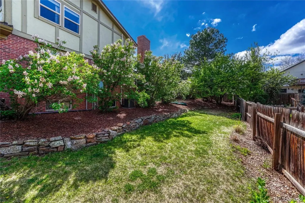 7325 W Clifton Avenue Littleton CO 80128