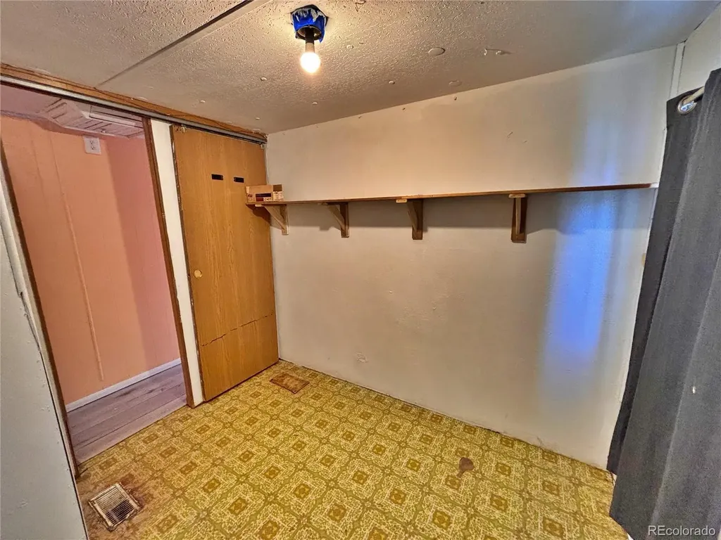1616 E 78th Street Denver CO 80229
