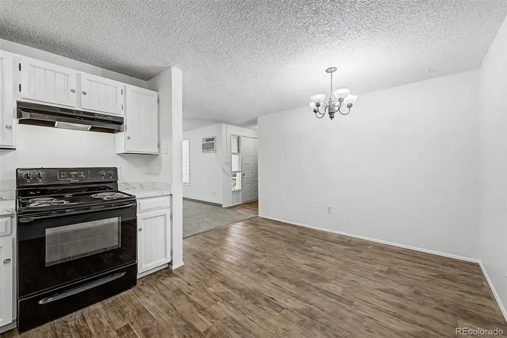 562 Jocelyn Drive Loveland CO 80537