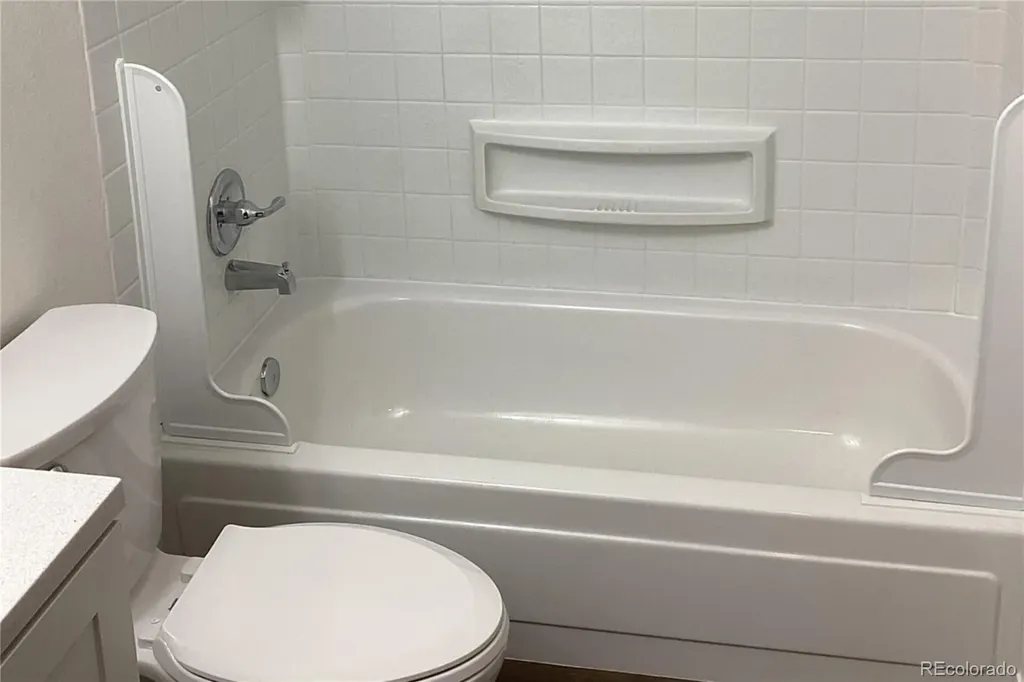 562 Jocelyn Drive Loveland CO 80537