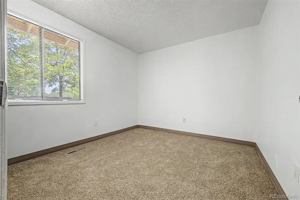 562 Jocelyn Drive Loveland CO 80537