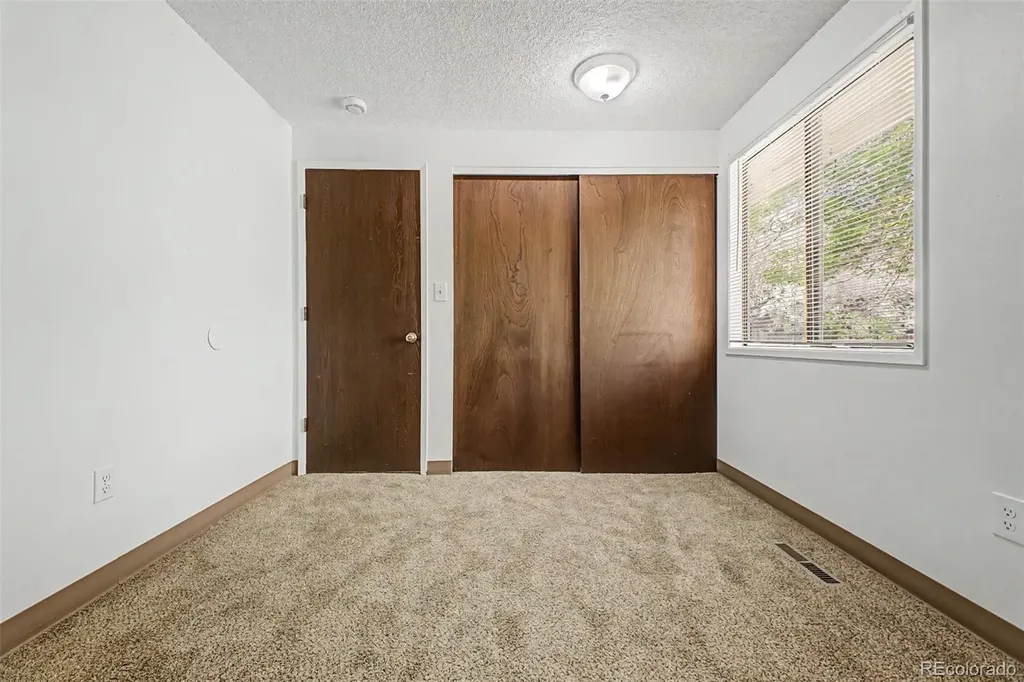 562 Jocelyn Drive Loveland CO 80537