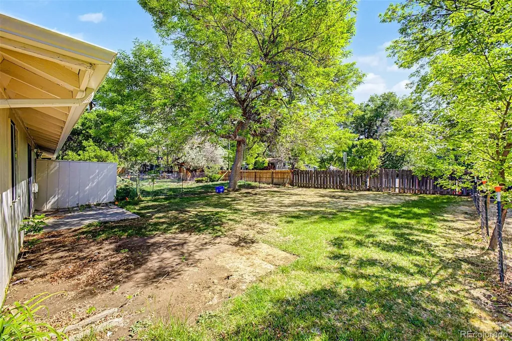562 Jocelyn Drive Loveland CO 80537