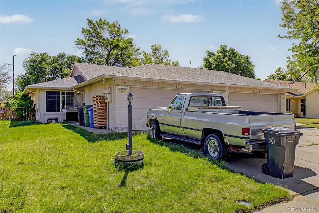 562 Jocelyn Drive Loveland CO 80537