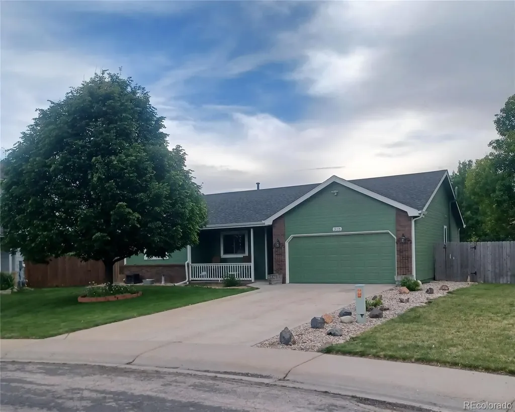 318 Riviera Lane Johnstown CO 80534