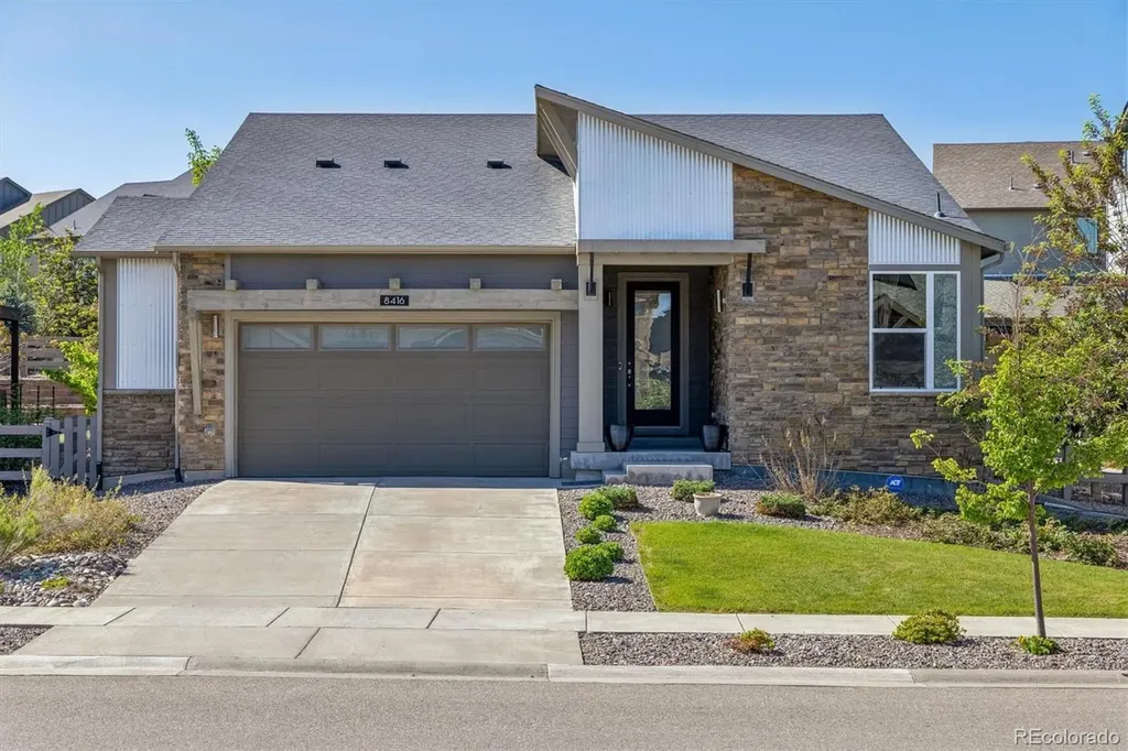 8416 Arapahoe Peak Street Littleton CO 80125