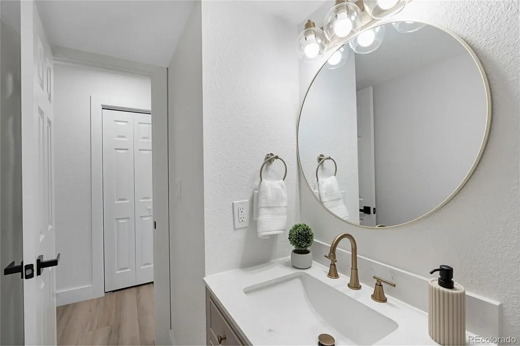 5743 S Lowell Boulevard Littleton CO 80123
