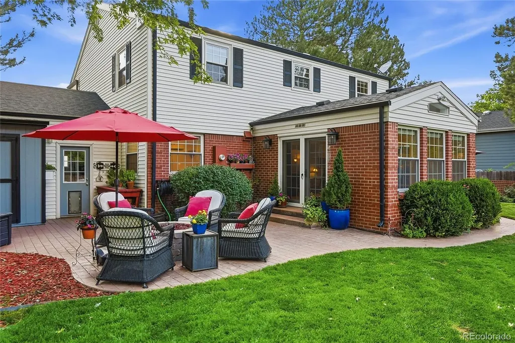 6838 S Elizabeth Street Centennial CO 80122