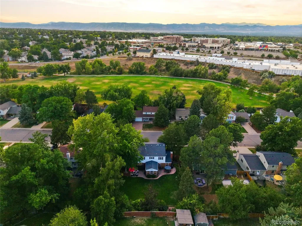 6838 S Elizabeth Street Centennial CO 80122