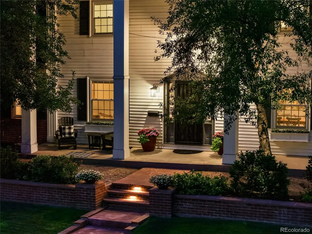 6838 S Elizabeth Street Centennial CO 80122