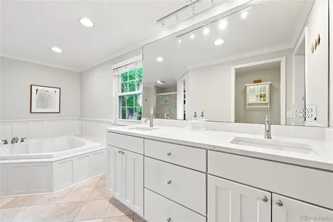 6838 S Elizabeth Street Centennial CO 80122